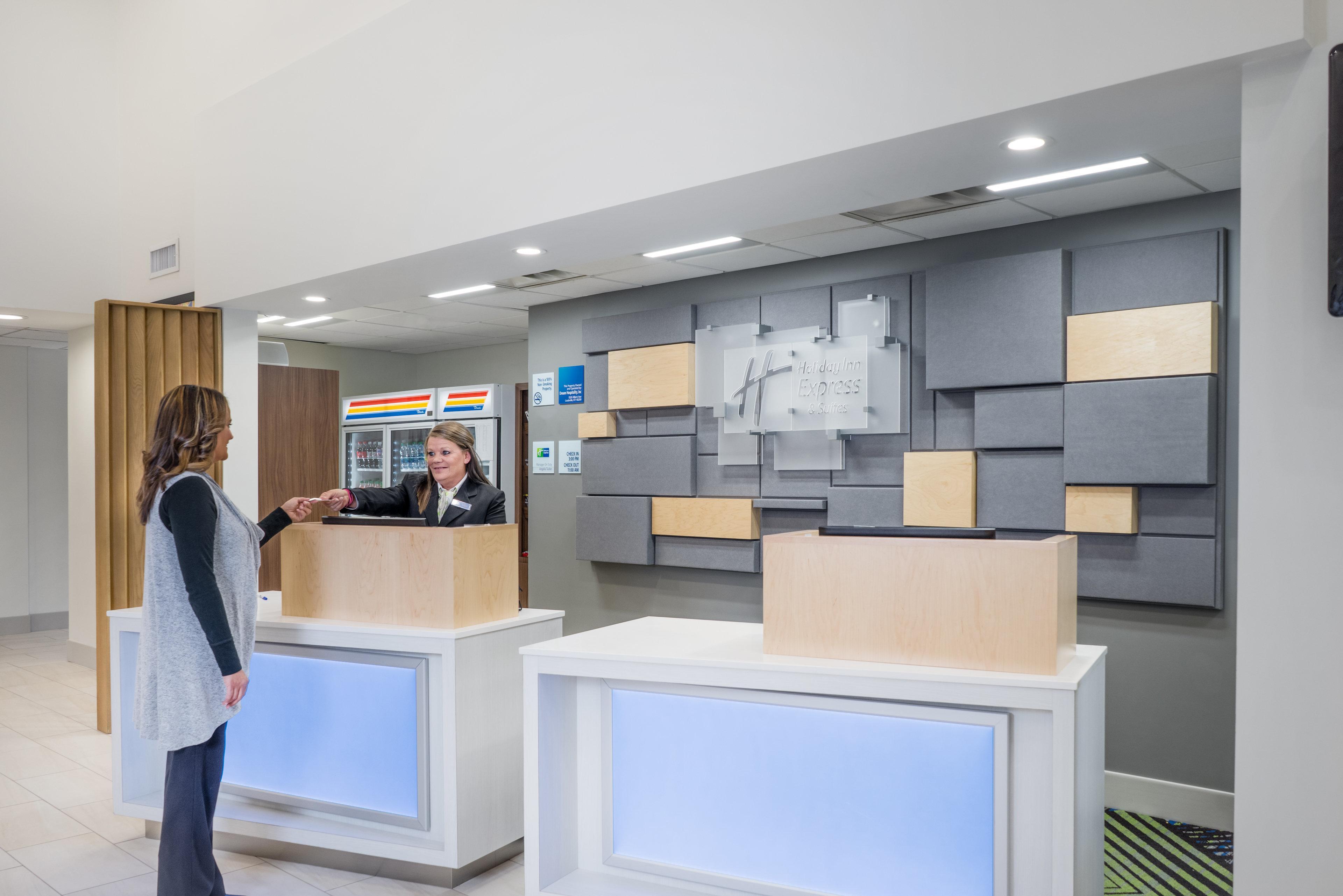Holiday Inn Express Hotel & Suites Louisville East By Ihg Eksteriør bilde