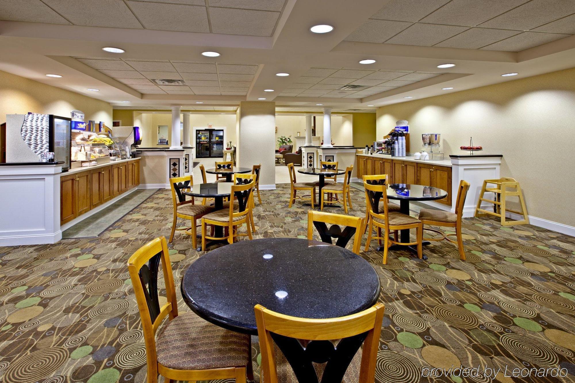 Holiday Inn Express Hotel & Suites Louisville East By Ihg Eksteriør bilde