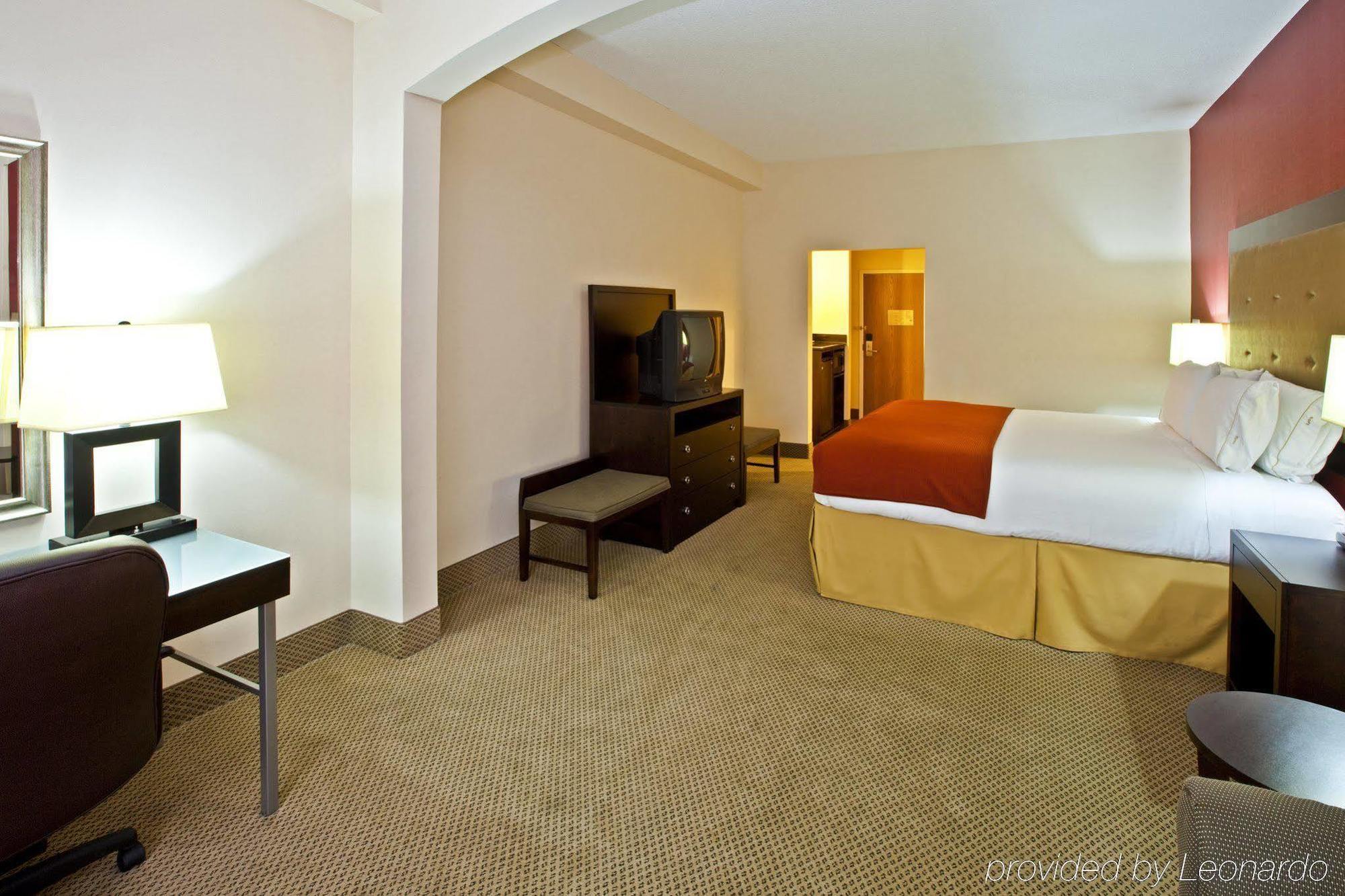 Holiday Inn Express Hotel & Suites Louisville East By Ihg Eksteriør bilde